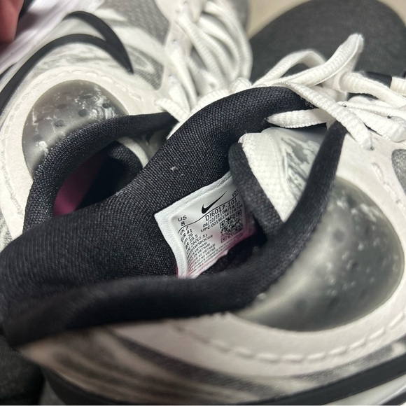 Nike Kyrie 8 Basketball Sneakers Kyrie Irving WhiteSize 8 DJ6017-101 - Picture 9 of 10